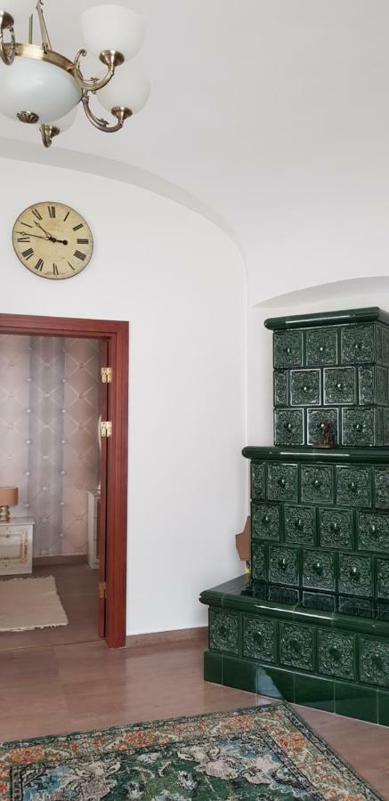 My-Lord Luxapartman Eger Exterior foto